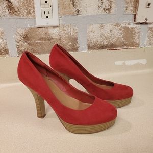 G by GUESS red suede platform heels